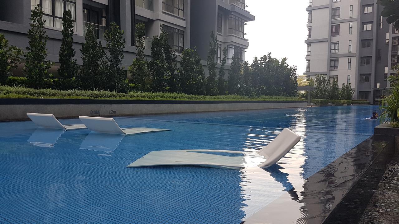 Utropolis By Miric Apartment Shah Alam Bagian luar foto