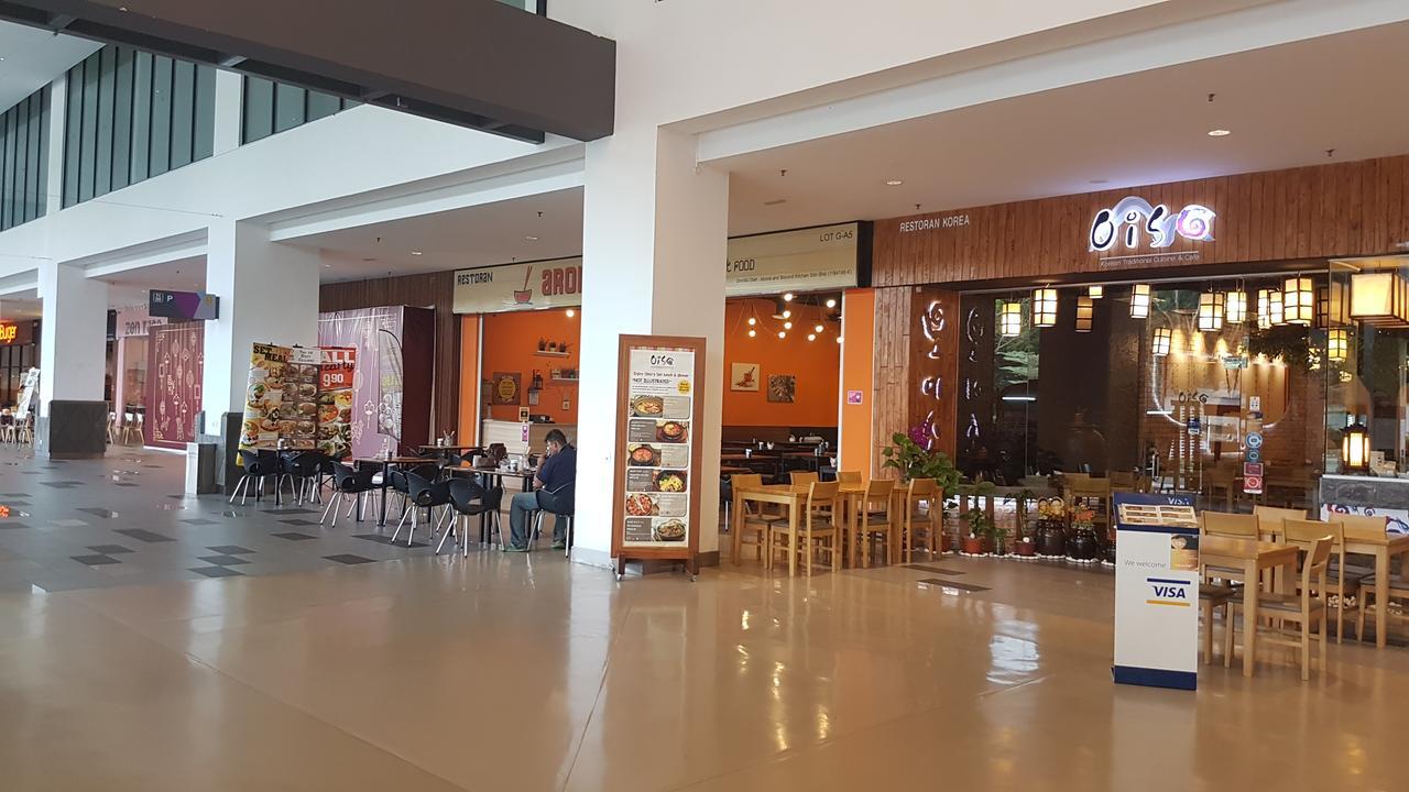 Utropolis By Miric Apartment Shah Alam Bagian luar foto